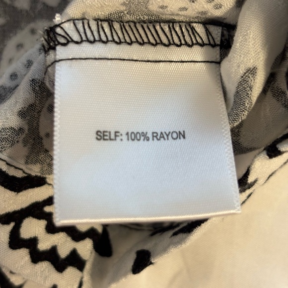 Jane + Delancey Mixed Floral Stripe Button Front Short Sleeve Top Size M Boho - Picture 3 of 8